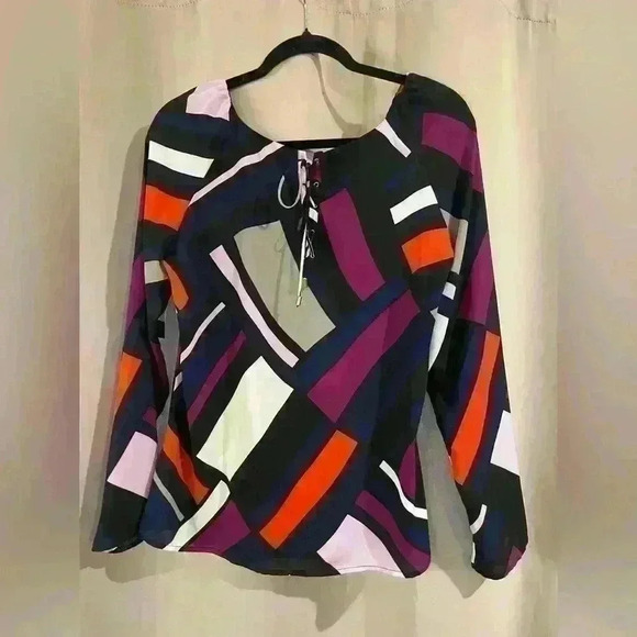 Women’s Colorful Worthington Blouse - Picture 2 of 6